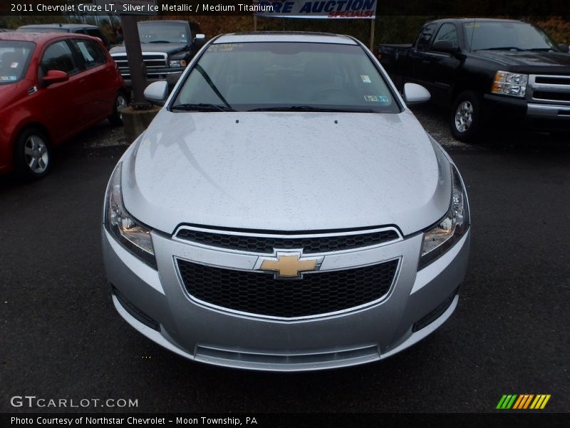 Silver Ice Metallic / Medium Titanium 2011 Chevrolet Cruze LT