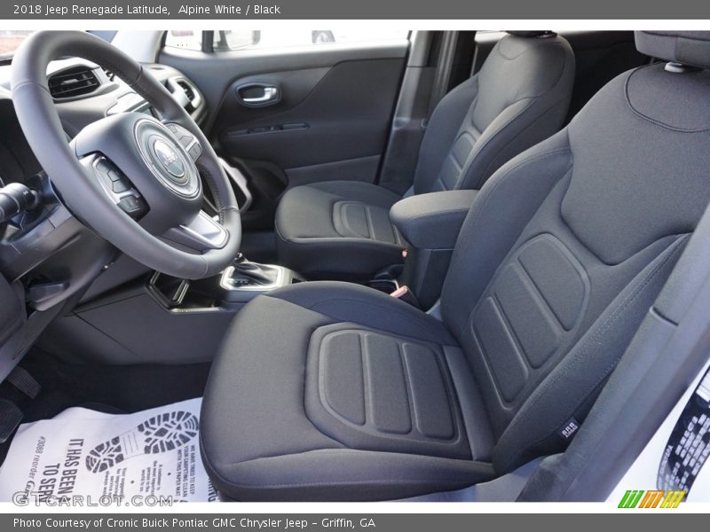 Alpine White / Black 2018 Jeep Renegade Latitude