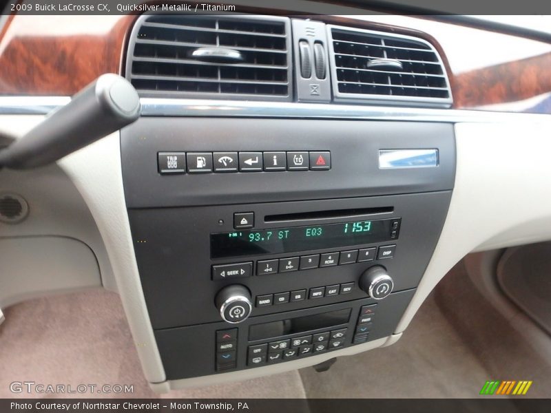 Quicksilver Metallic / Titanium 2009 Buick LaCrosse CX
