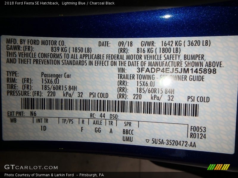 Lightning Blue / Charcoal Black 2018 Ford Fiesta SE Hatchback