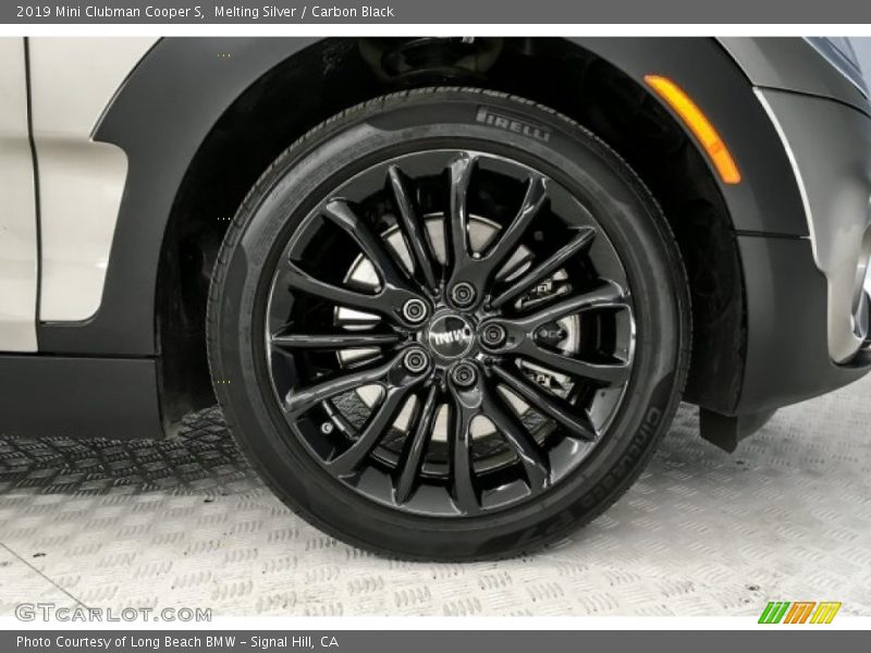 Melting Silver / Carbon Black 2019 Mini Clubman Cooper S