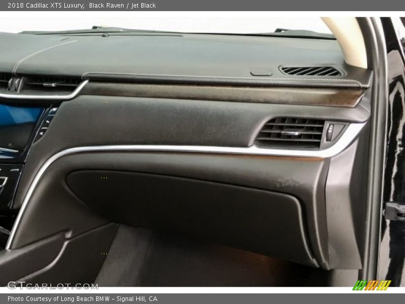 Black Raven / Jet Black 2018 Cadillac XTS Luxury