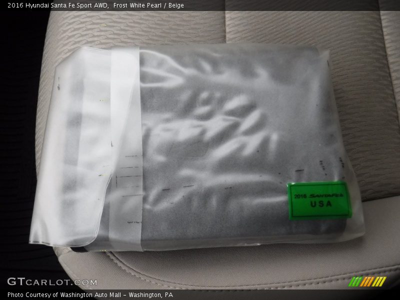 Frost White Pearl / Beige 2016 Hyundai Santa Fe Sport AWD