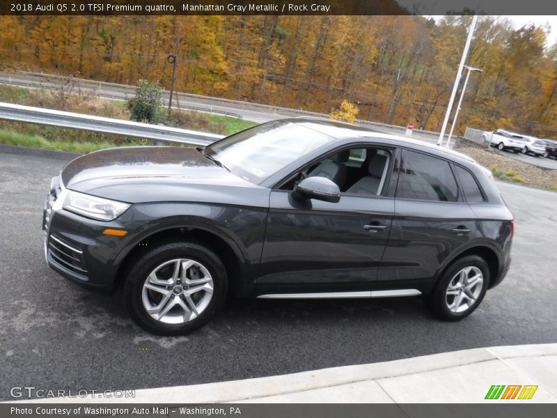 Manhattan Gray Metallic / Rock Gray 2018 Audi Q5 2.0 TFSI Premium quattro