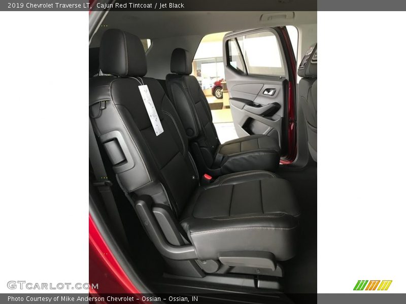 Cajun Red Tintcoat / Jet Black 2019 Chevrolet Traverse LT