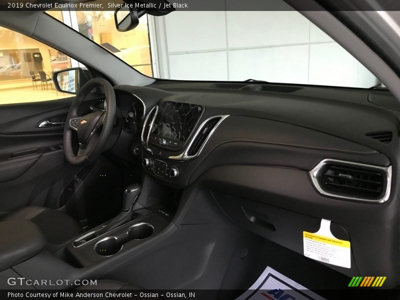 Silver Ice Metallic / Jet Black 2019 Chevrolet Equinox Premier