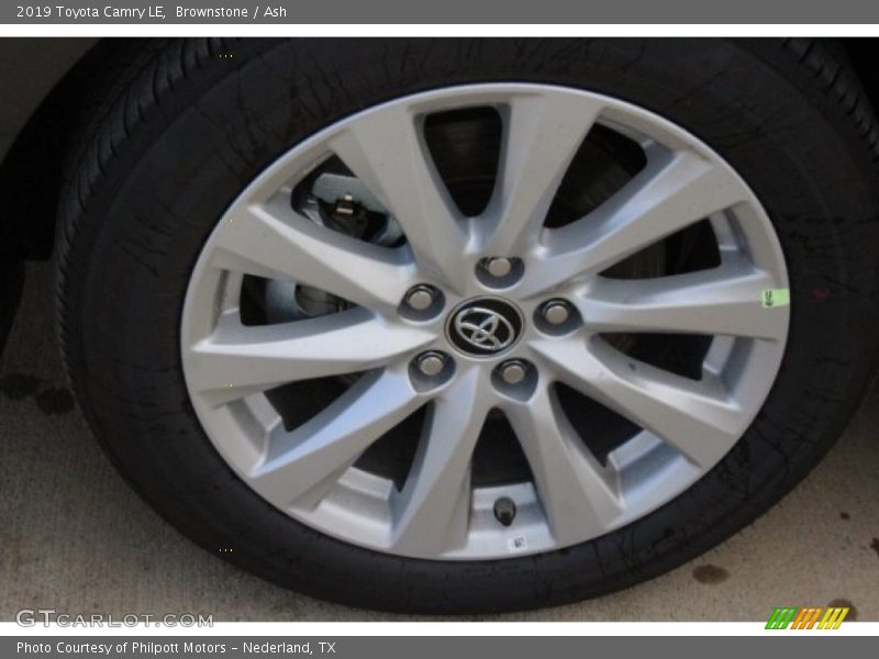 Brownstone / Ash 2019 Toyota Camry LE