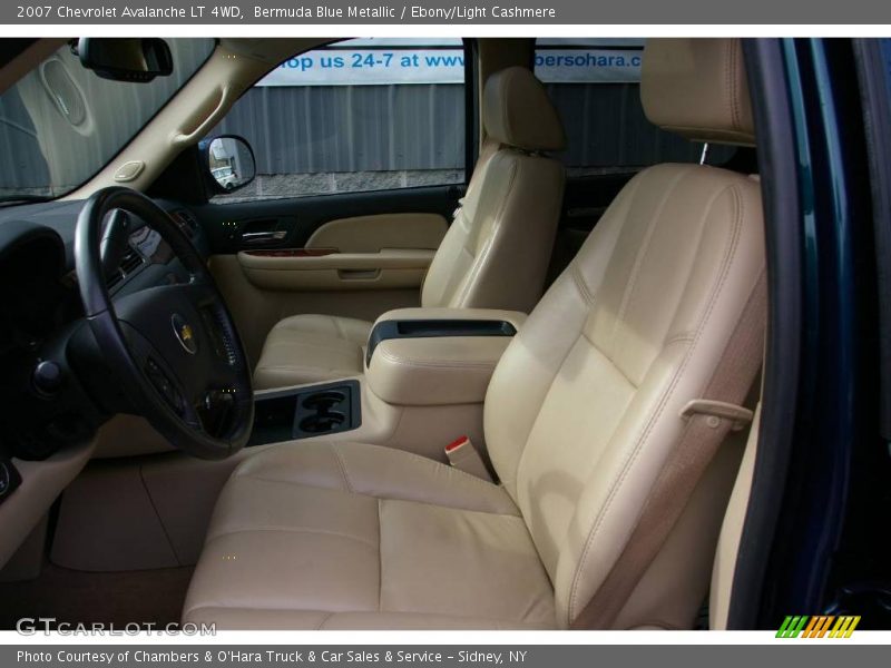 Bermuda Blue Metallic / Ebony/Light Cashmere 2007 Chevrolet Avalanche LT 4WD