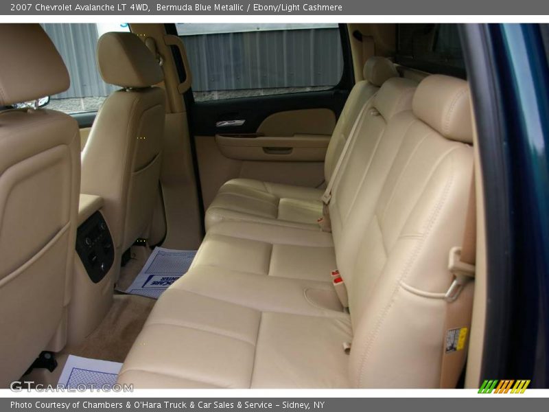 Bermuda Blue Metallic / Ebony/Light Cashmere 2007 Chevrolet Avalanche LT 4WD