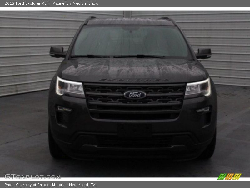 Magnetic / Medium Black 2019 Ford Explorer XLT