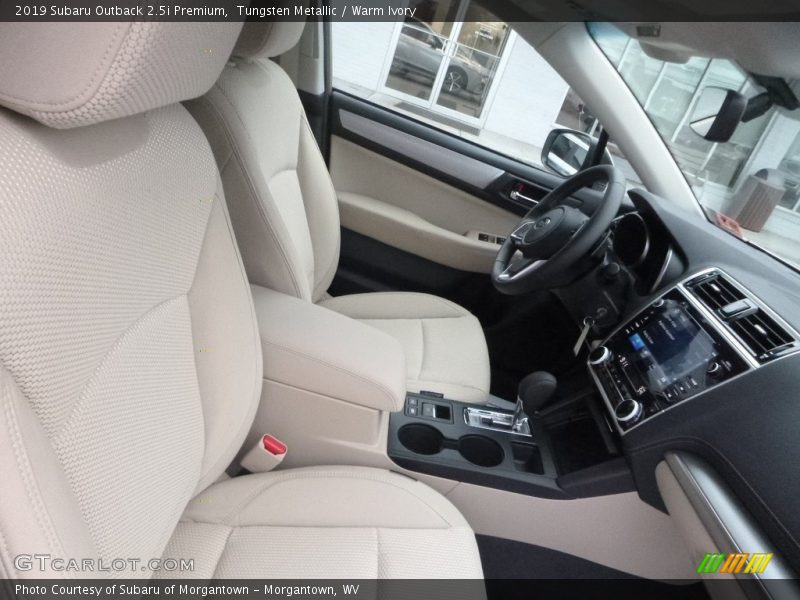 Tungsten Metallic / Warm Ivory 2019 Subaru Outback 2.5i Premium