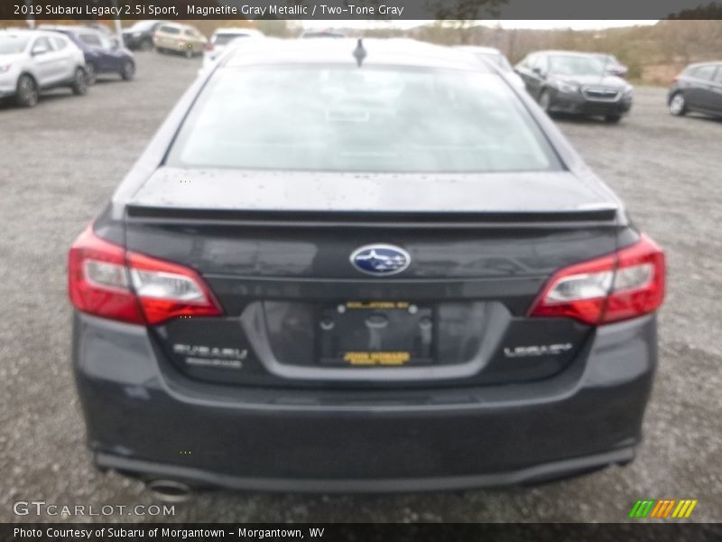Magnetite Gray Metallic / Two-Tone Gray 2019 Subaru Legacy 2.5i Sport