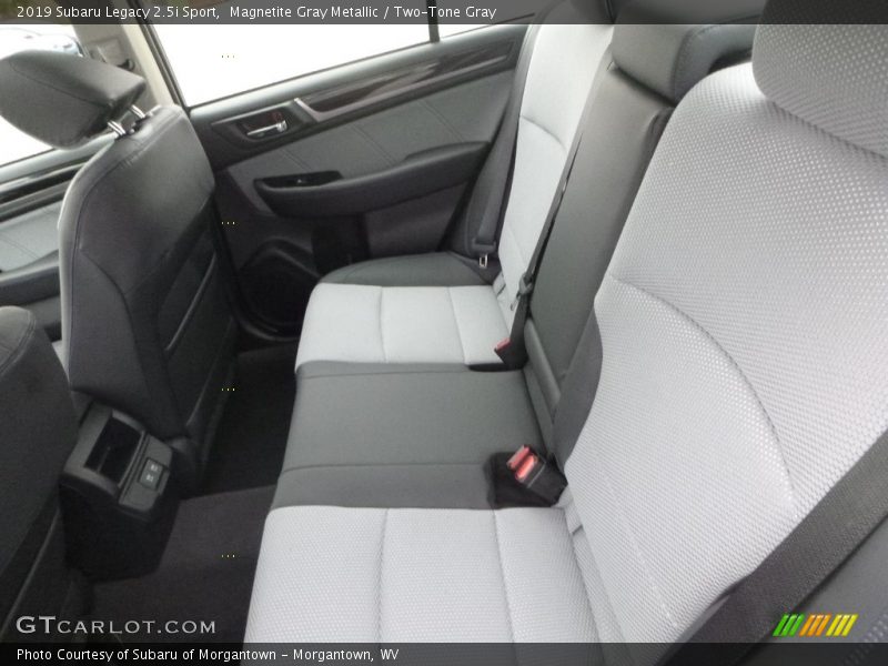 Magnetite Gray Metallic / Two-Tone Gray 2019 Subaru Legacy 2.5i Sport