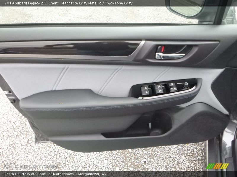 Magnetite Gray Metallic / Two-Tone Gray 2019 Subaru Legacy 2.5i Sport