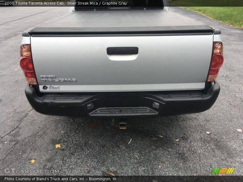 Silver Streak Mica / Graphite Gray 2006 Toyota Tacoma Access Cab