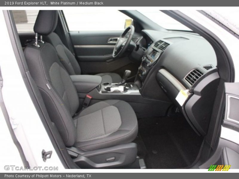 White Platinum / Medium Black 2019 Ford Explorer XLT
