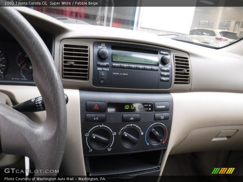 Super White / Pebble Beige 2003 Toyota Corolla CE