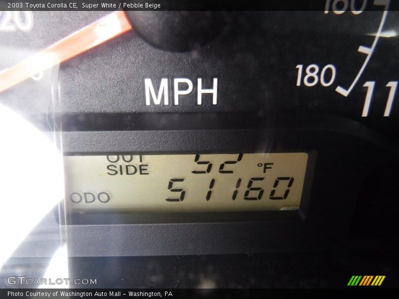 Super White / Pebble Beige 2003 Toyota Corolla CE