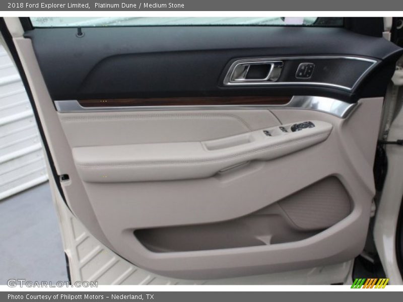 Platinum Dune / Medium Stone 2018 Ford Explorer Limited