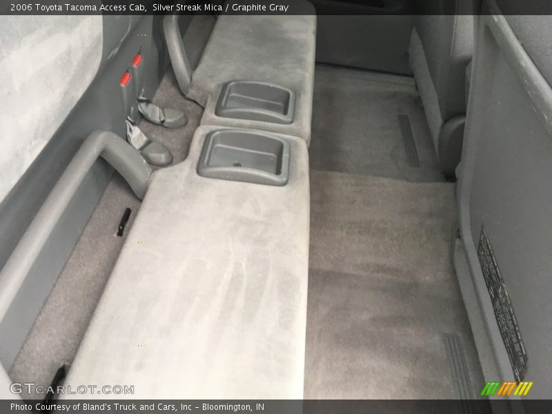 Silver Streak Mica / Graphite Gray 2006 Toyota Tacoma Access Cab