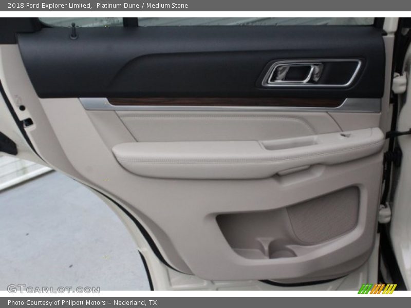 Platinum Dune / Medium Stone 2018 Ford Explorer Limited
