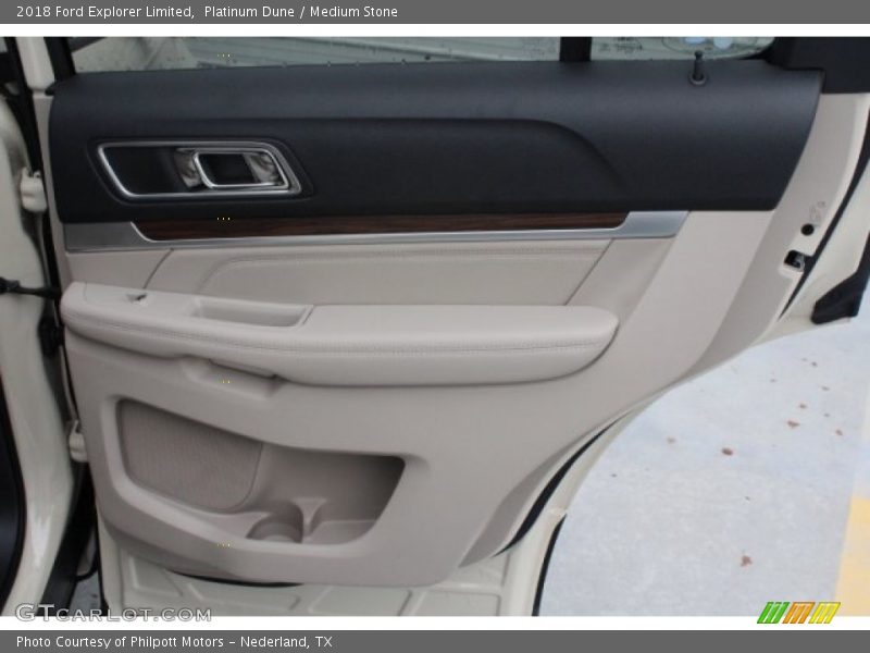 Platinum Dune / Medium Stone 2018 Ford Explorer Limited
