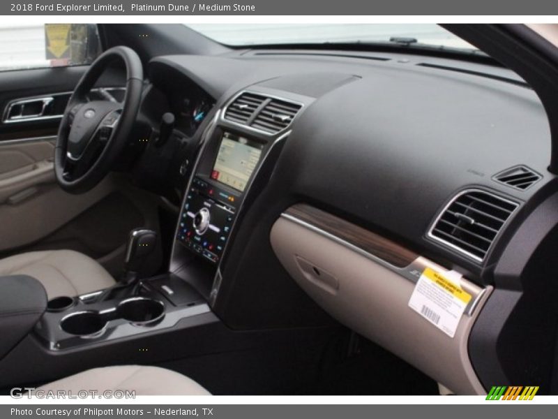 Platinum Dune / Medium Stone 2018 Ford Explorer Limited