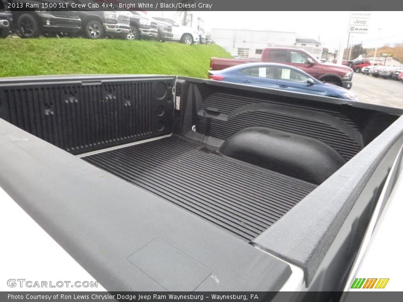 Bright White / Black/Diesel Gray 2013 Ram 1500 SLT Crew Cab 4x4