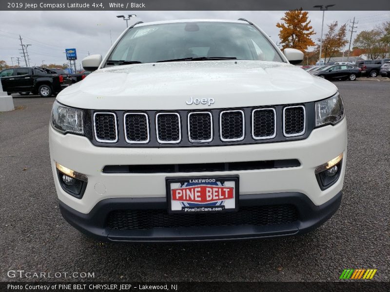 White / Black 2019 Jeep Compass Latitude 4x4