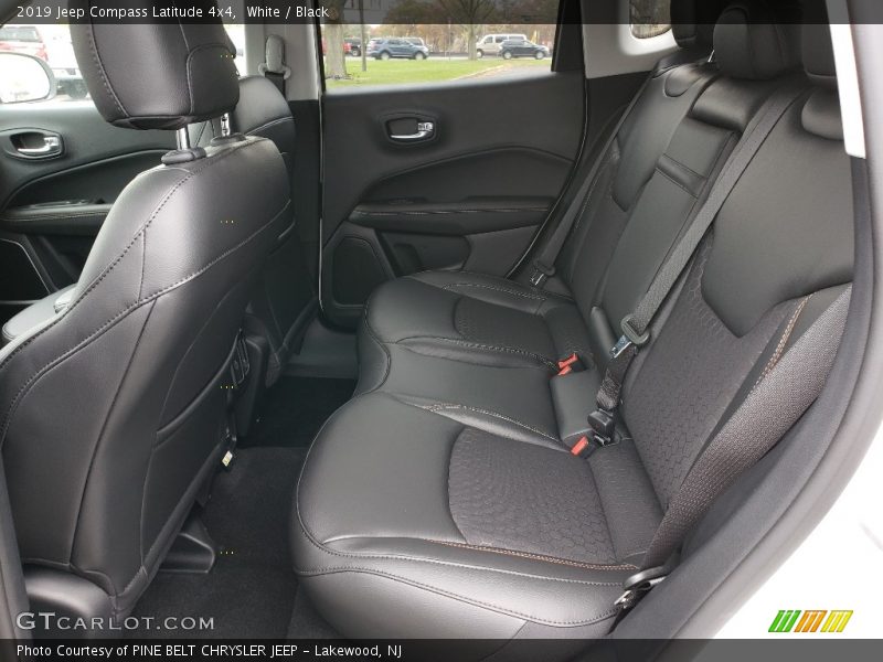 White / Black 2019 Jeep Compass Latitude 4x4