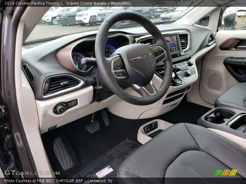 Granite Crystal Metallic / Black/Alloy 2019 Chrysler Pacifica Touring L