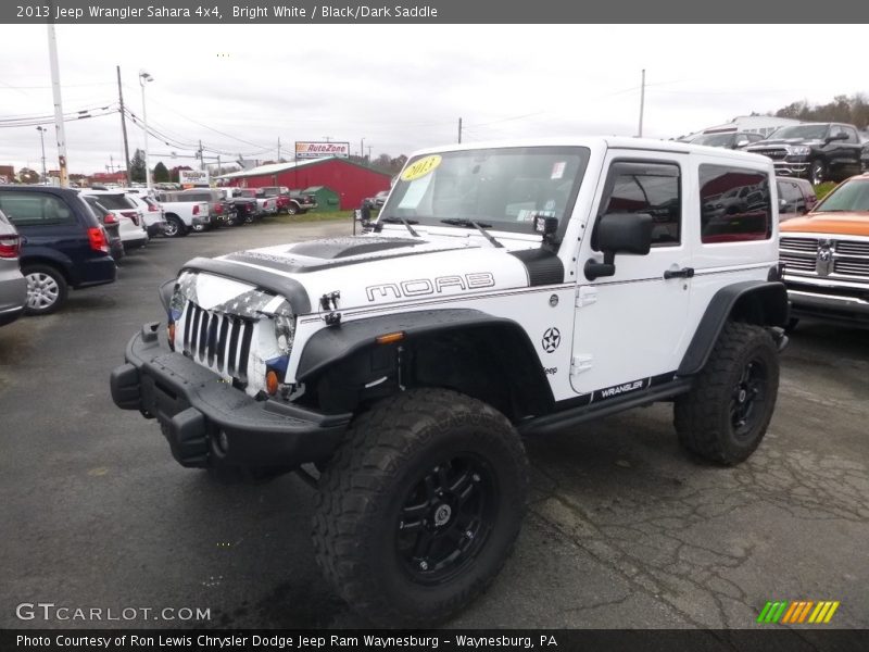 Bright White / Black/Dark Saddle 2013 Jeep Wrangler Sahara 4x4