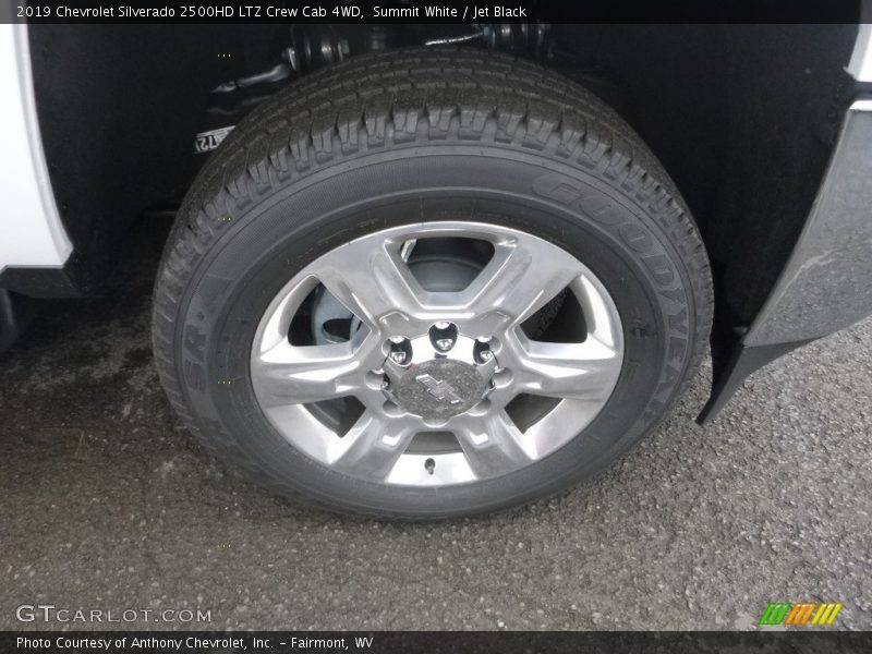 Summit White / Jet Black 2019 Chevrolet Silverado 2500HD LTZ Crew Cab 4WD
