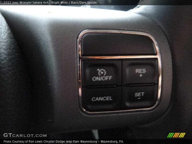 Bright White / Black/Dark Saddle 2013 Jeep Wrangler Sahara 4x4