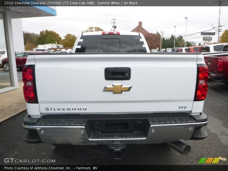Summit White / Jet Black 2019 Chevrolet Silverado 2500HD LTZ Crew Cab 4WD