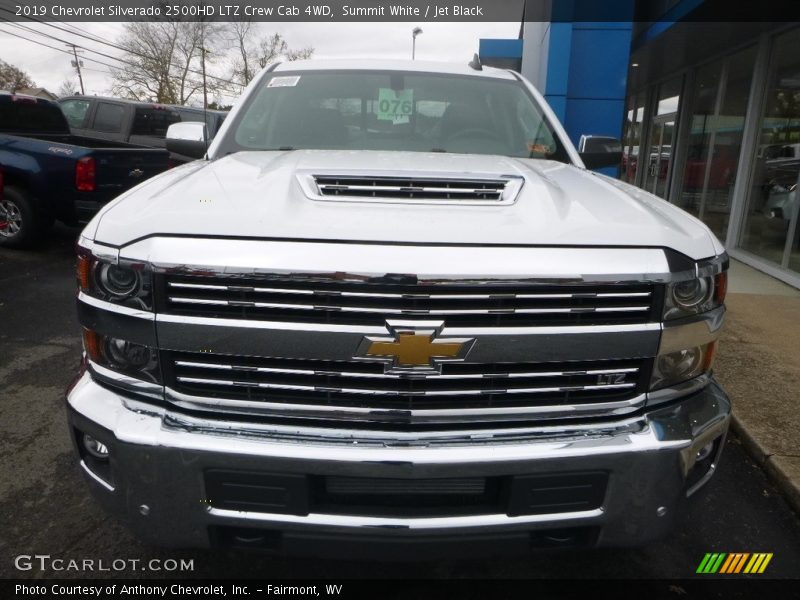 Summit White / Jet Black 2019 Chevrolet Silverado 2500HD LTZ Crew Cab 4WD