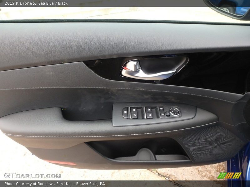 Sea Blue / Black 2019 Kia Forte S