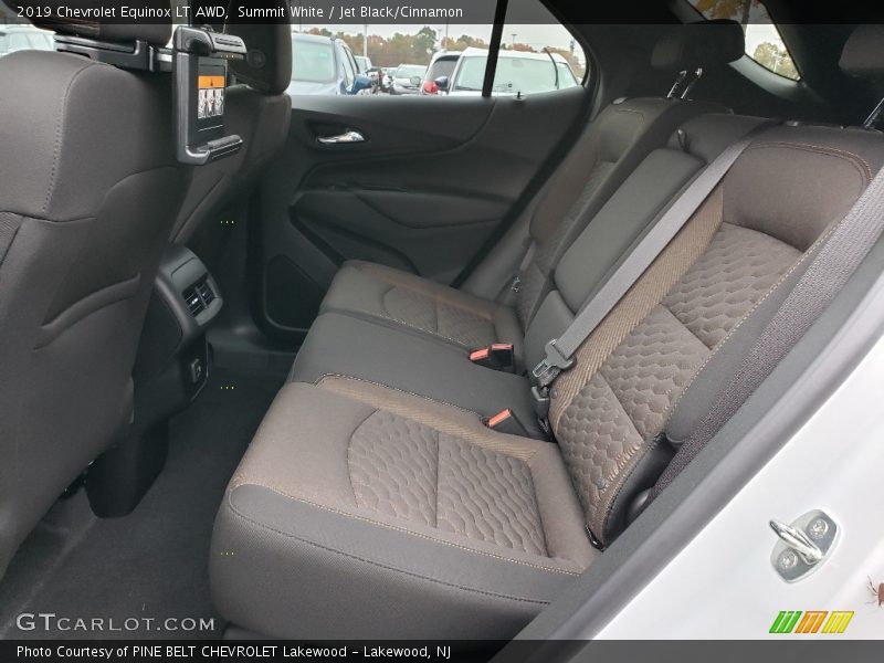 Summit White / Jet Black/Cinnamon 2019 Chevrolet Equinox LT AWD