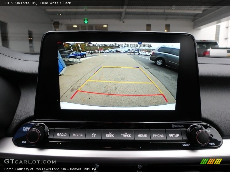 Clear White / Black 2019 Kia Forte LXS