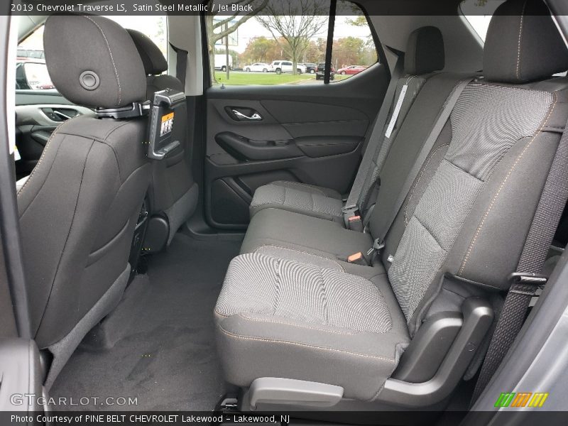 Satin Steel Metallic / Jet Black 2019 Chevrolet Traverse LS