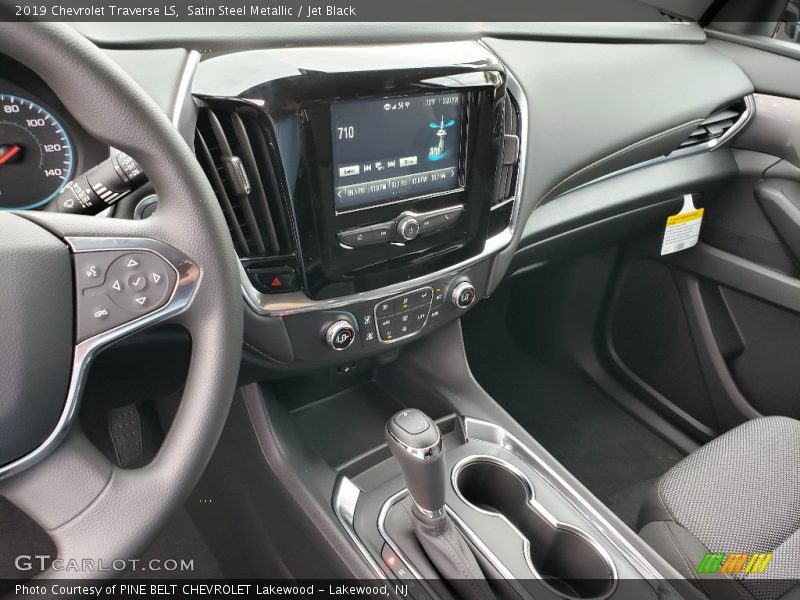 Satin Steel Metallic / Jet Black 2019 Chevrolet Traverse LS