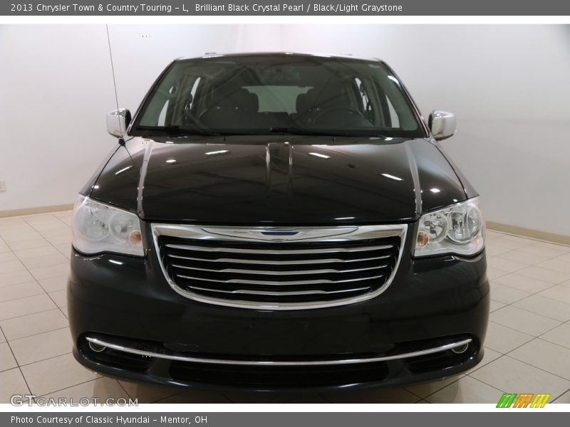 Brilliant Black Crystal Pearl / Black/Light Graystone 2013 Chrysler Town & Country Touring - L