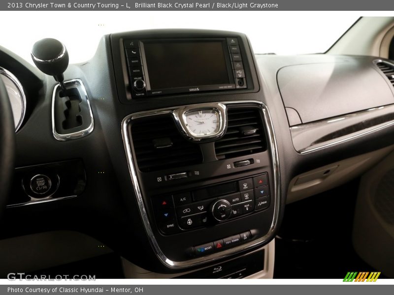 Brilliant Black Crystal Pearl / Black/Light Graystone 2013 Chrysler Town & Country Touring - L