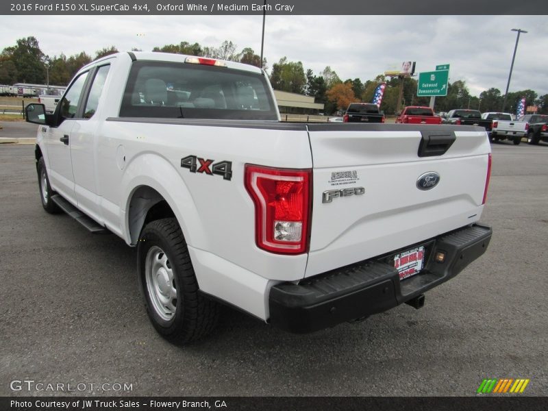 Oxford White / Medium Earth Gray 2016 Ford F150 XL SuperCab 4x4