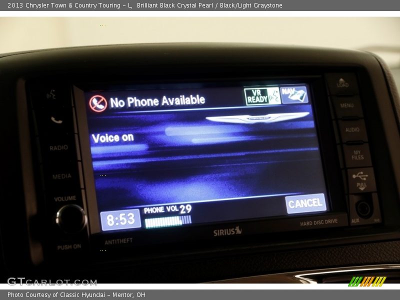 Brilliant Black Crystal Pearl / Black/Light Graystone 2013 Chrysler Town & Country Touring - L