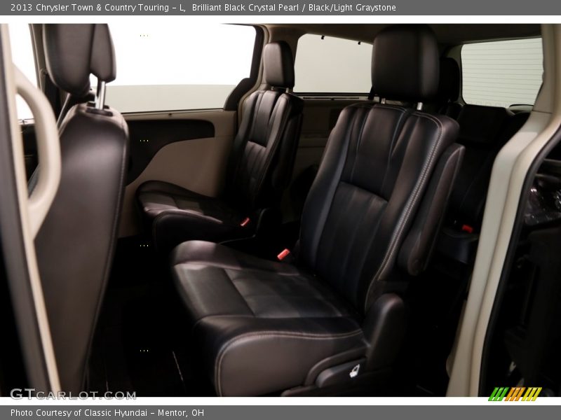 Brilliant Black Crystal Pearl / Black/Light Graystone 2013 Chrysler Town & Country Touring - L