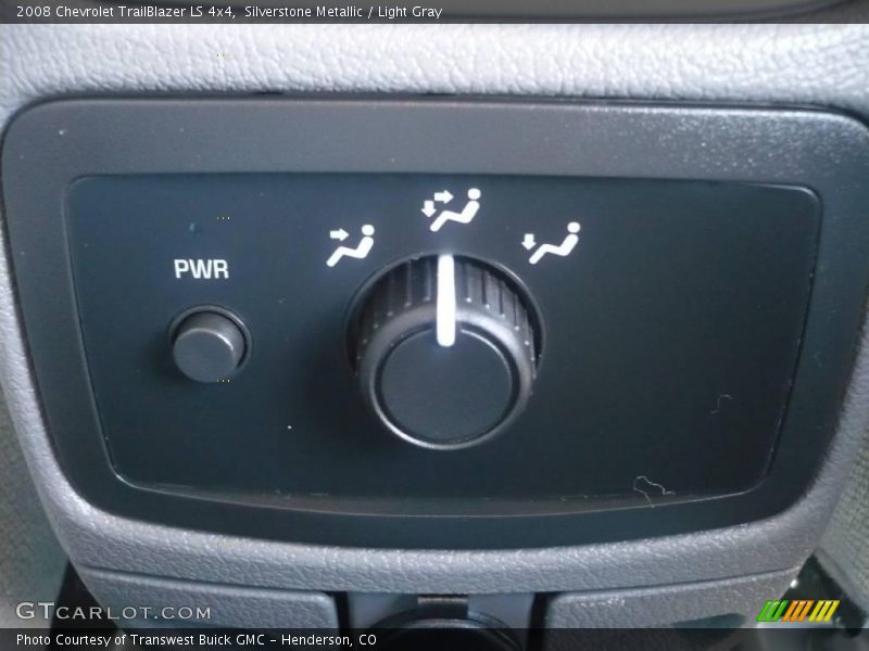 Silverstone Metallic / Light Gray 2008 Chevrolet TrailBlazer LS 4x4