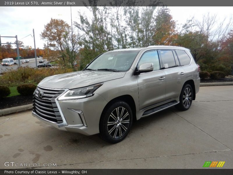 Front 3/4 View of 2019 LX 570