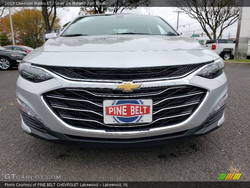 Silver Ice Metallic / Jet Black 2019 Chevrolet Malibu LT
