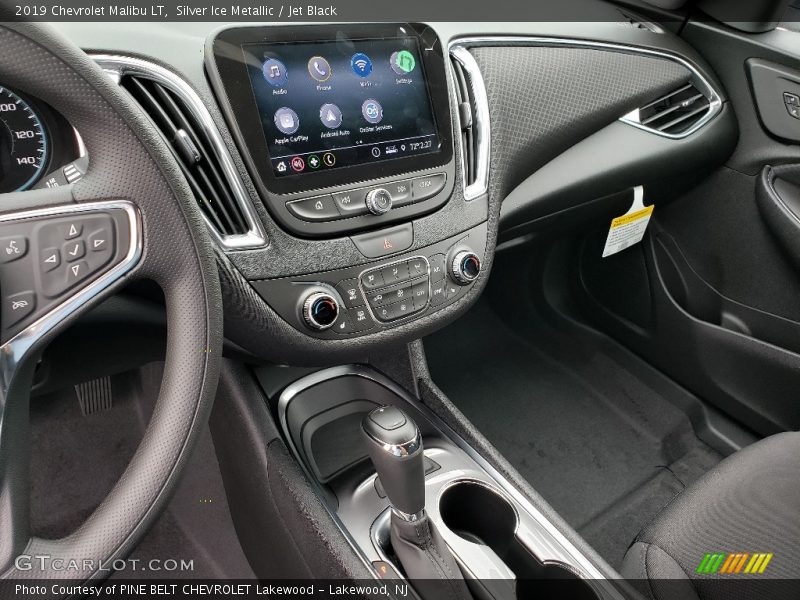 Silver Ice Metallic / Jet Black 2019 Chevrolet Malibu LT